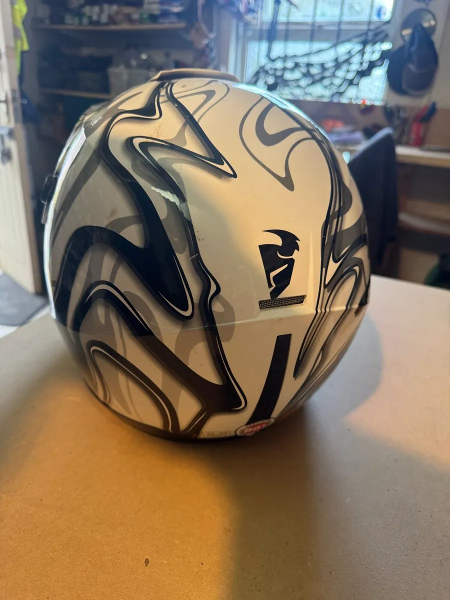 Helmet - Image 4