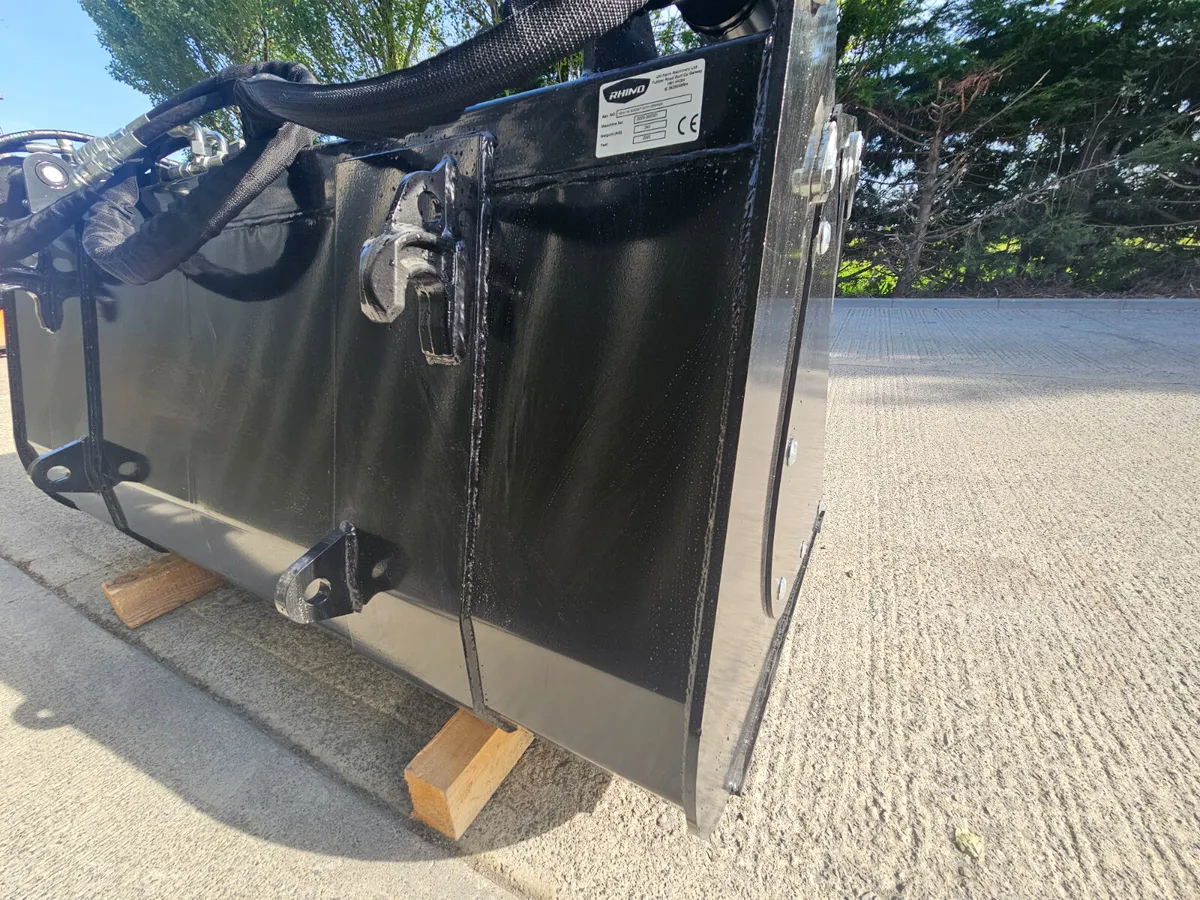 Rhino heavy duty grab buckets - Image 4