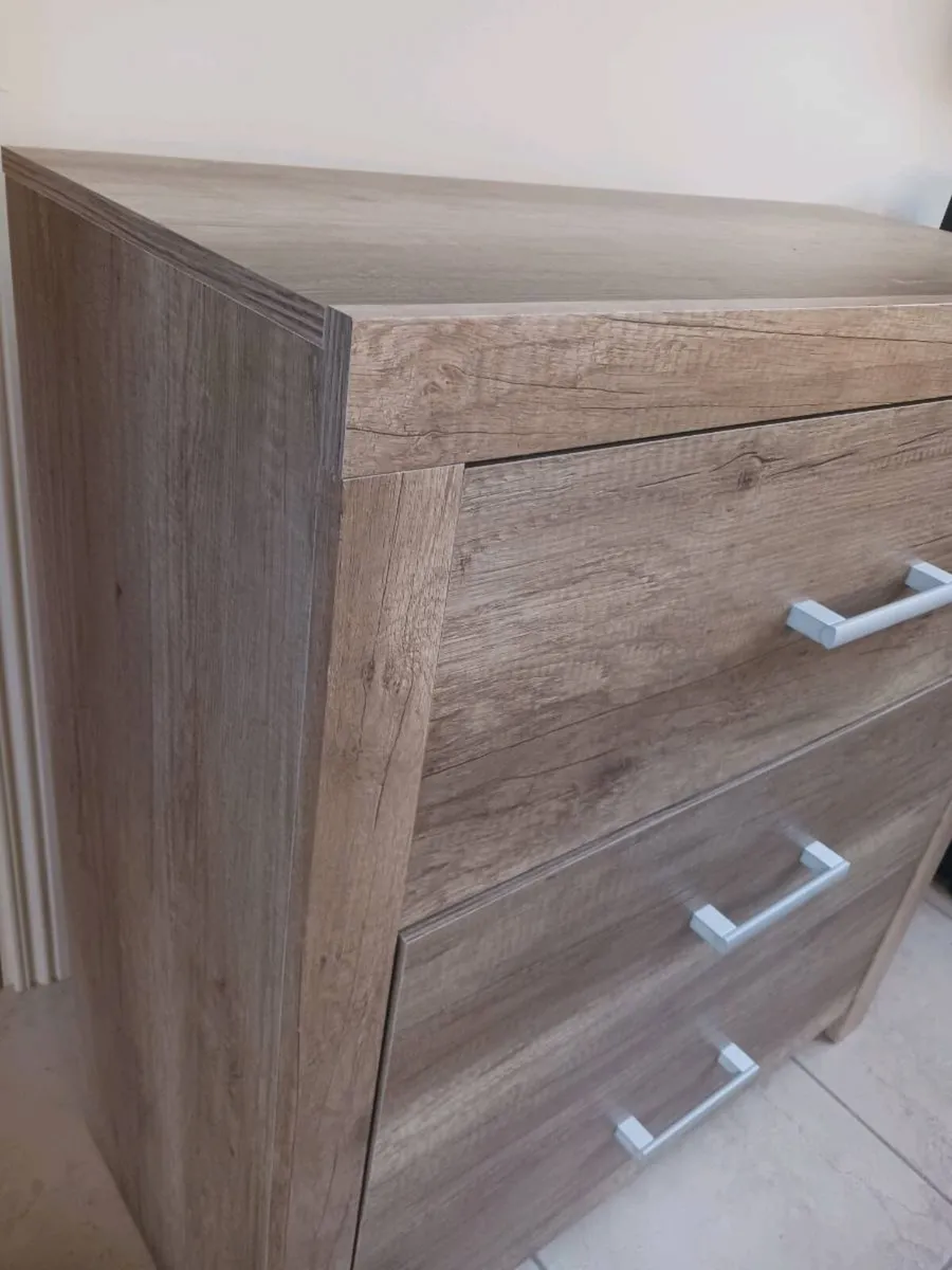 Chest of drawers - Image 4