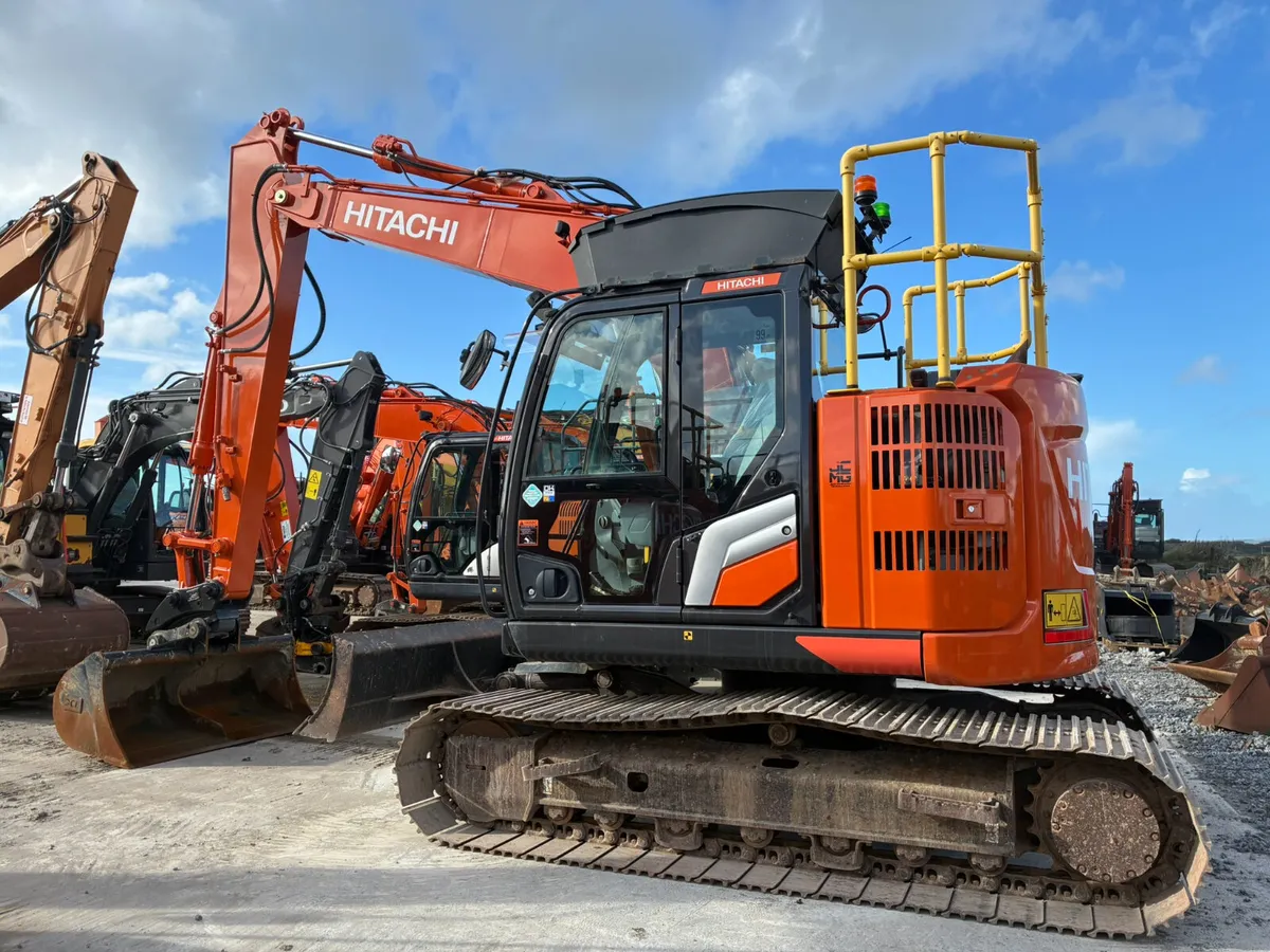 Hitachi ZX135US-7 - Image 2