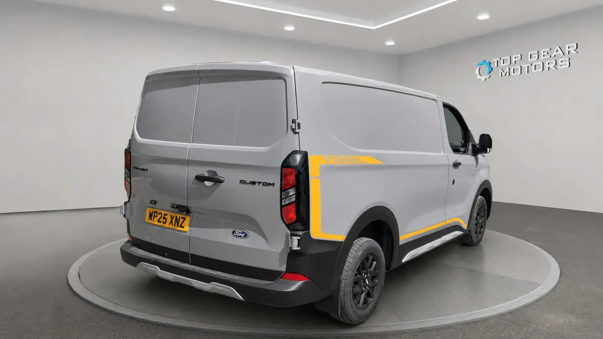 2025 Ford Transit Custom 320 Trail 2.0 EcoBlue - Image 4