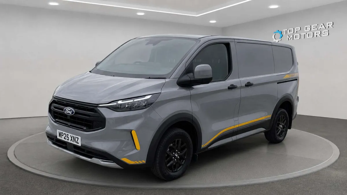 2025 Ford Transit Custom 320 Trail 2.0 EcoBlue - Image 3