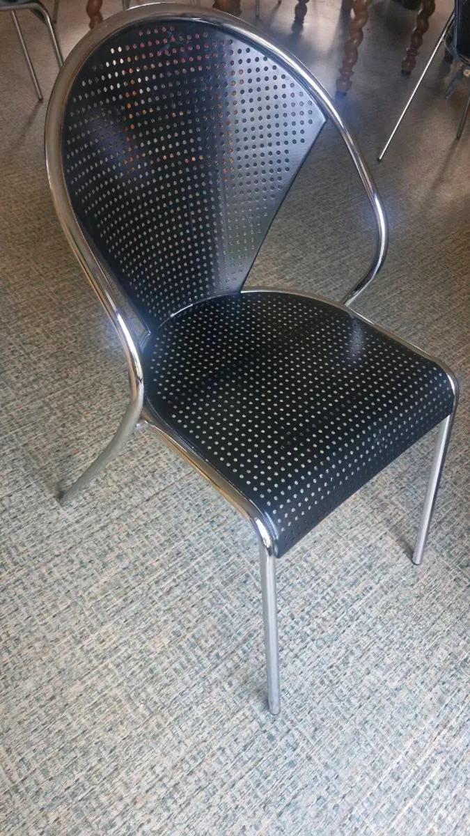 Metal Bistro chairs x 8 - Image 1