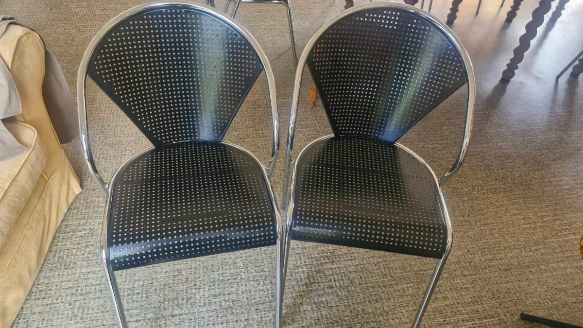 Metal Bistro chairs x 8 - Image 2
