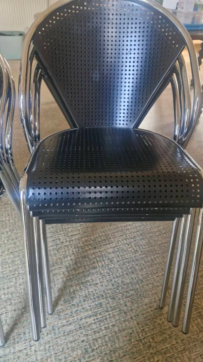 Metal Bistro chairs x 8 - Image 3