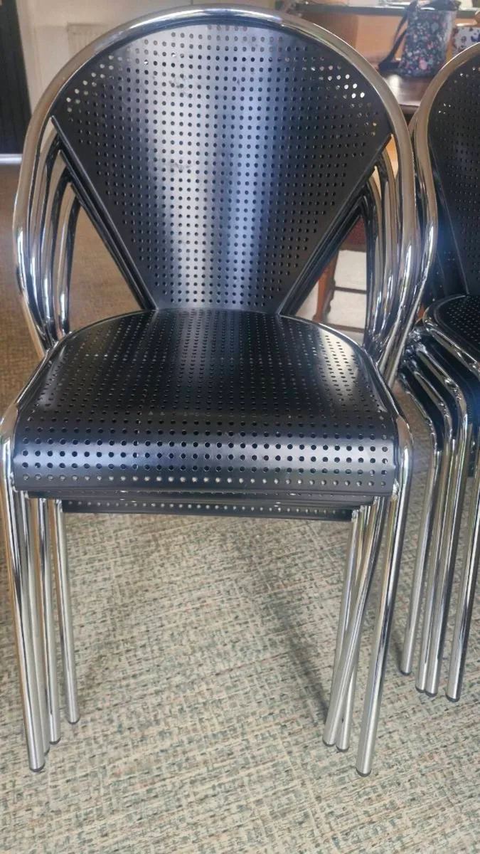 Metal Bistro chairs x 8 - Image 4