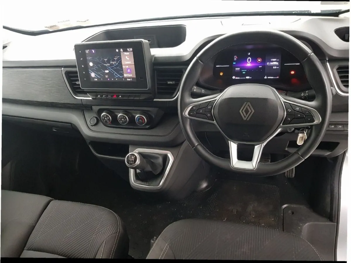 Renault Trafic TRAFIC LL30 BLUE DCI 130 EXTRA - Image 4
