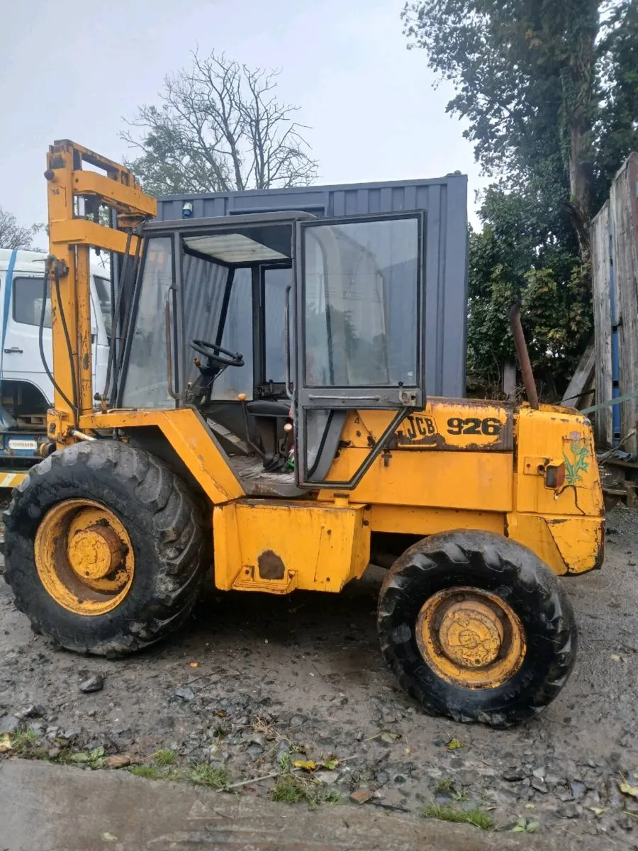 Forklift - Image 2