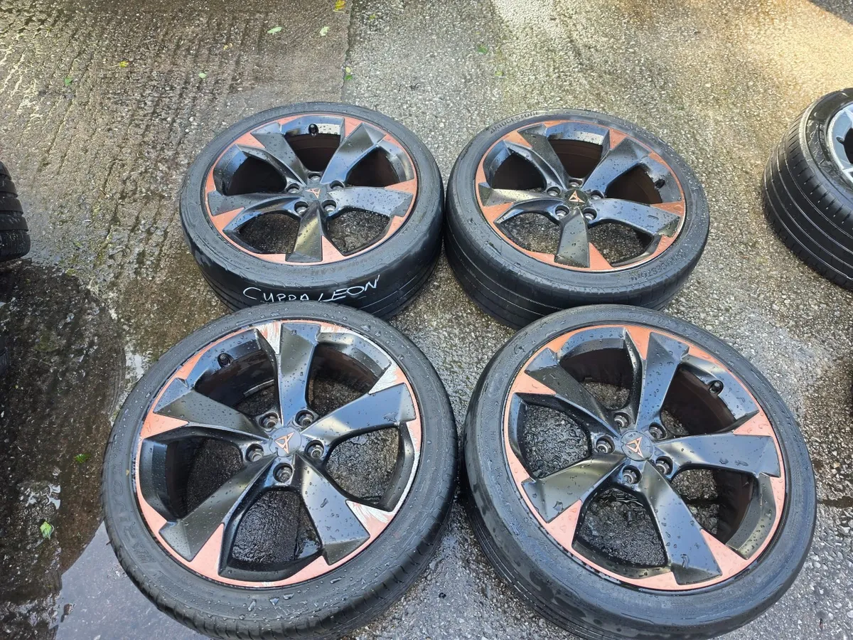 Cupra Leon R18 Alloy Wheels Genuine - Image 1