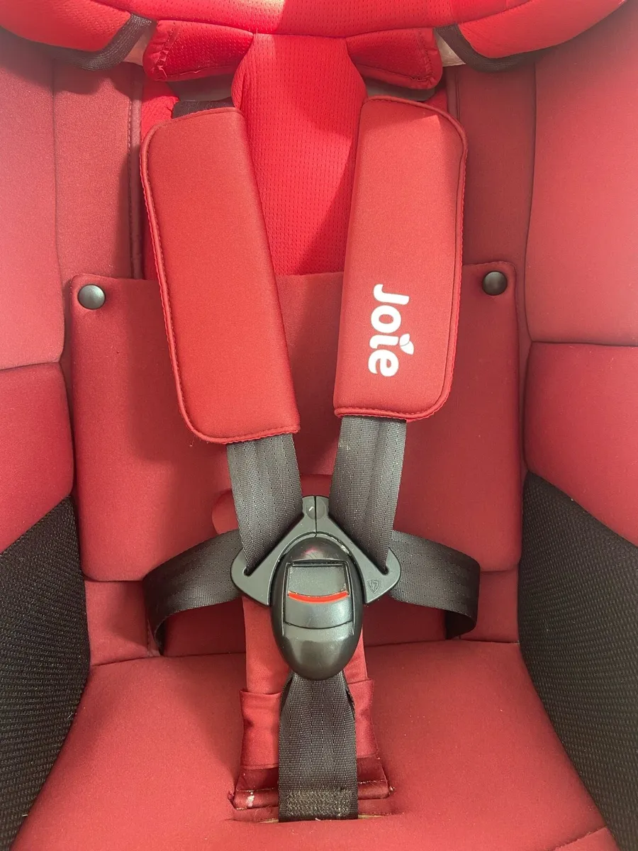 Joie 360 Swivel Car seat - Image 4
