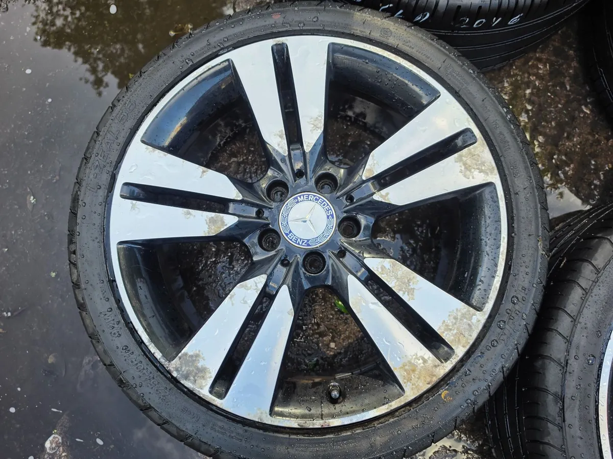 Mercedes Cla R18 Alloy Wheels Genuine - Image 2