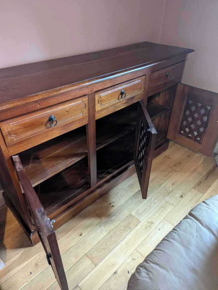 Console - Image 2