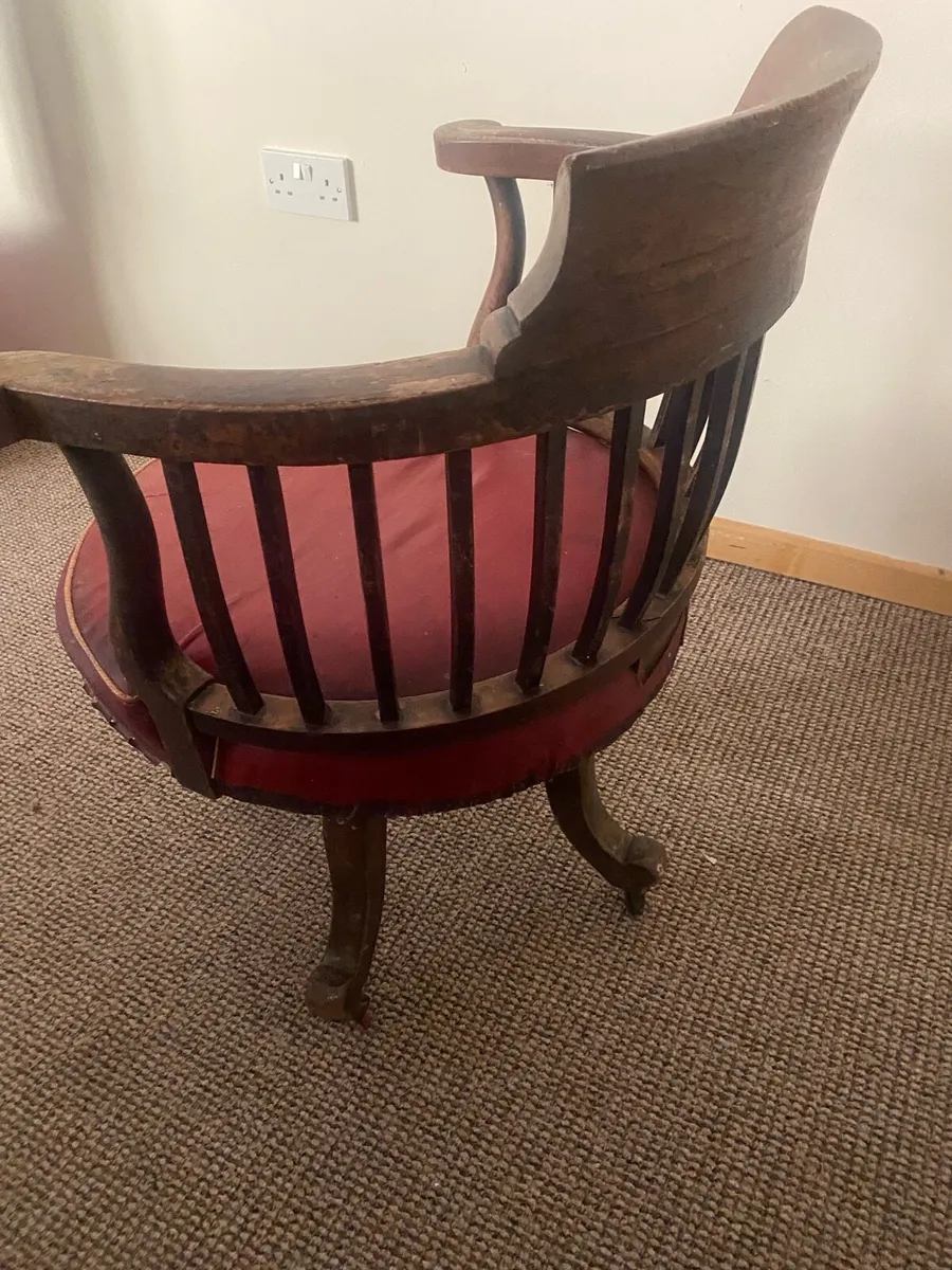 Antique Captains Chair - Image 2