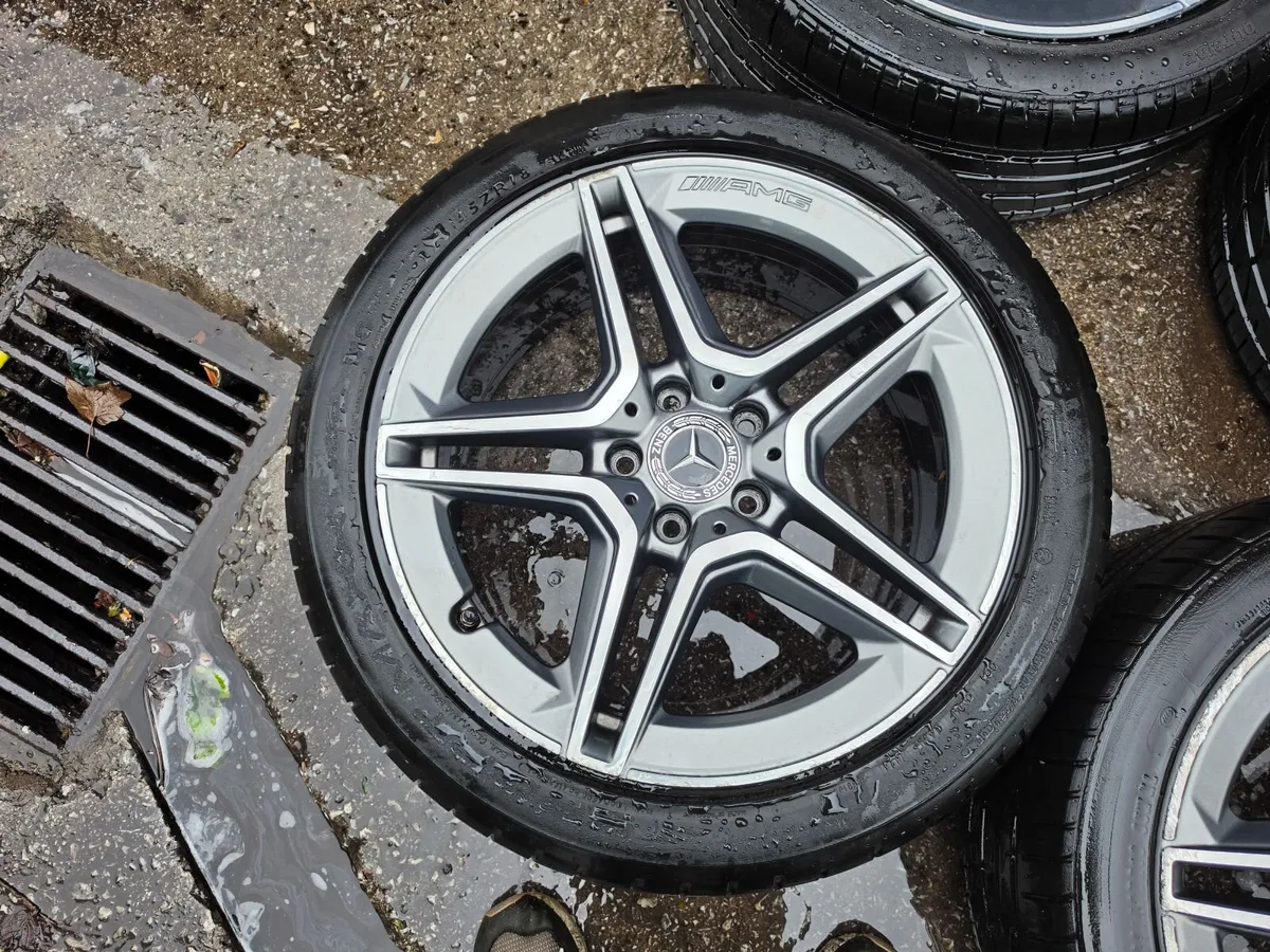 Mercedes Cla A Class R18 AMG Alloy Wheels Genuine - Image 4