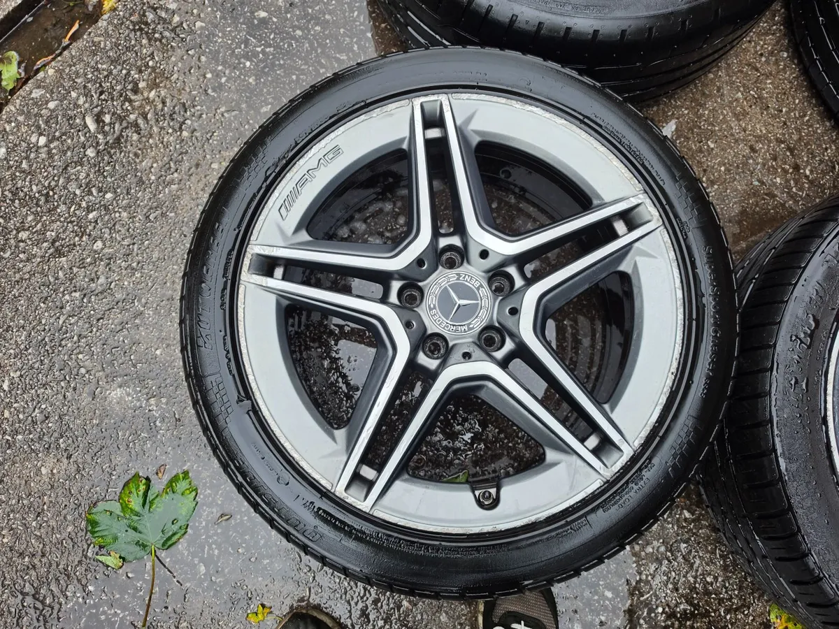Mercedes Cla A Class R18 AMG Alloy Wheels Genuine - Image 2