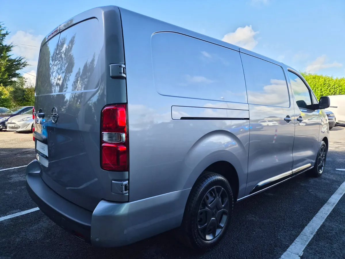 Opel Vivaro 2026 1.5L Diesel Manual - Image 3