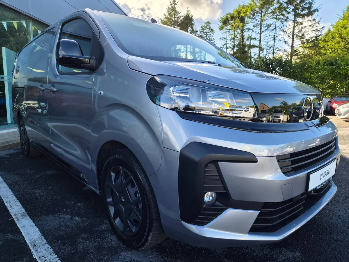 Opel Vivaro 2026 1.5L Diesel Manual - Image 2
