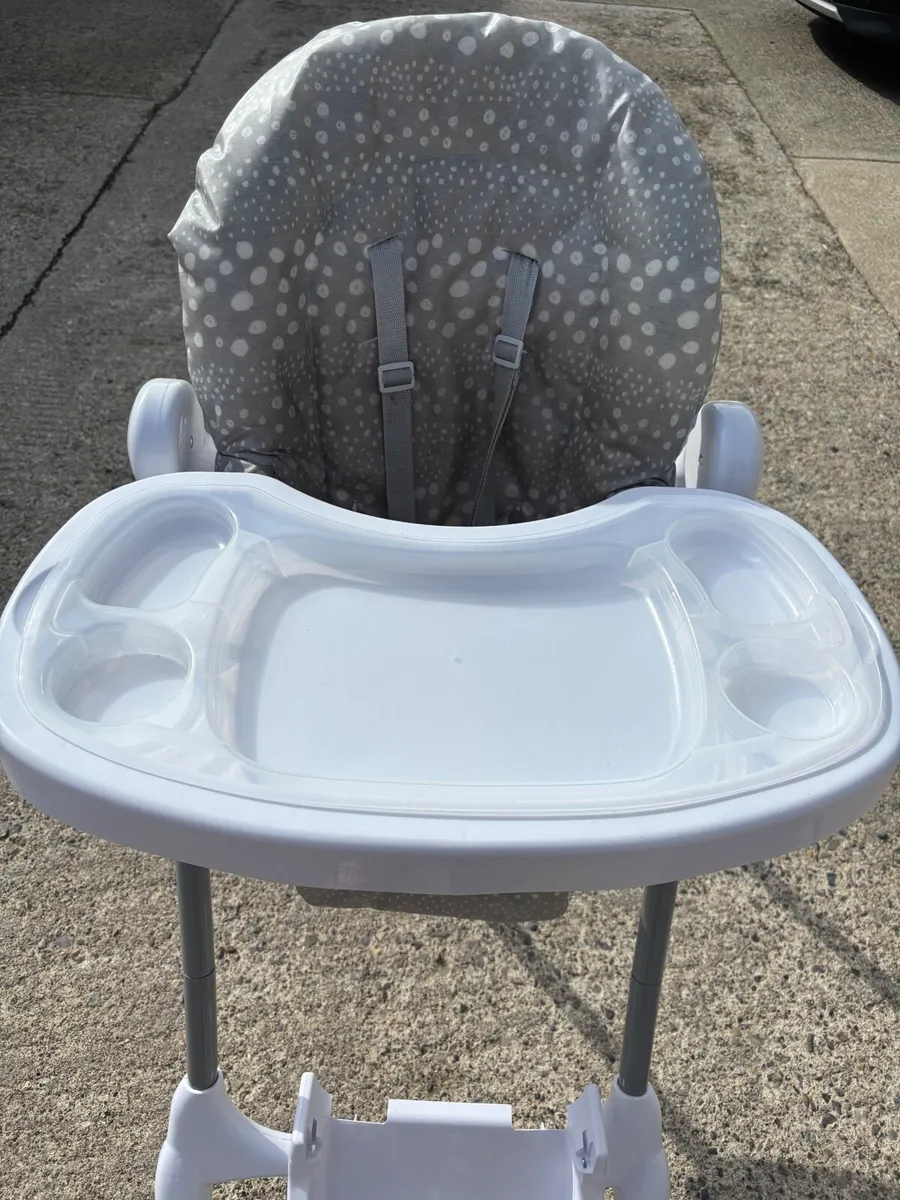 Highchair - Image 1