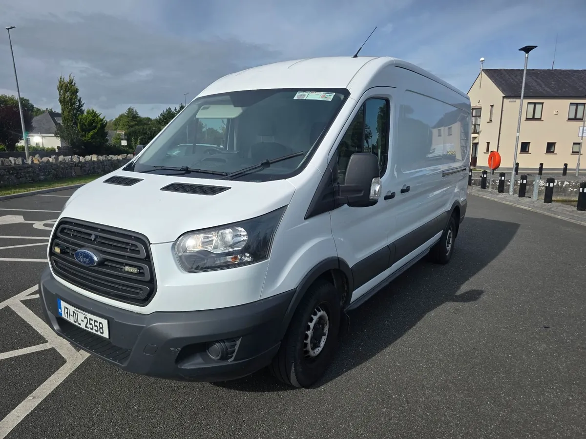 Ford Transit 2017 4x4 - Image 1