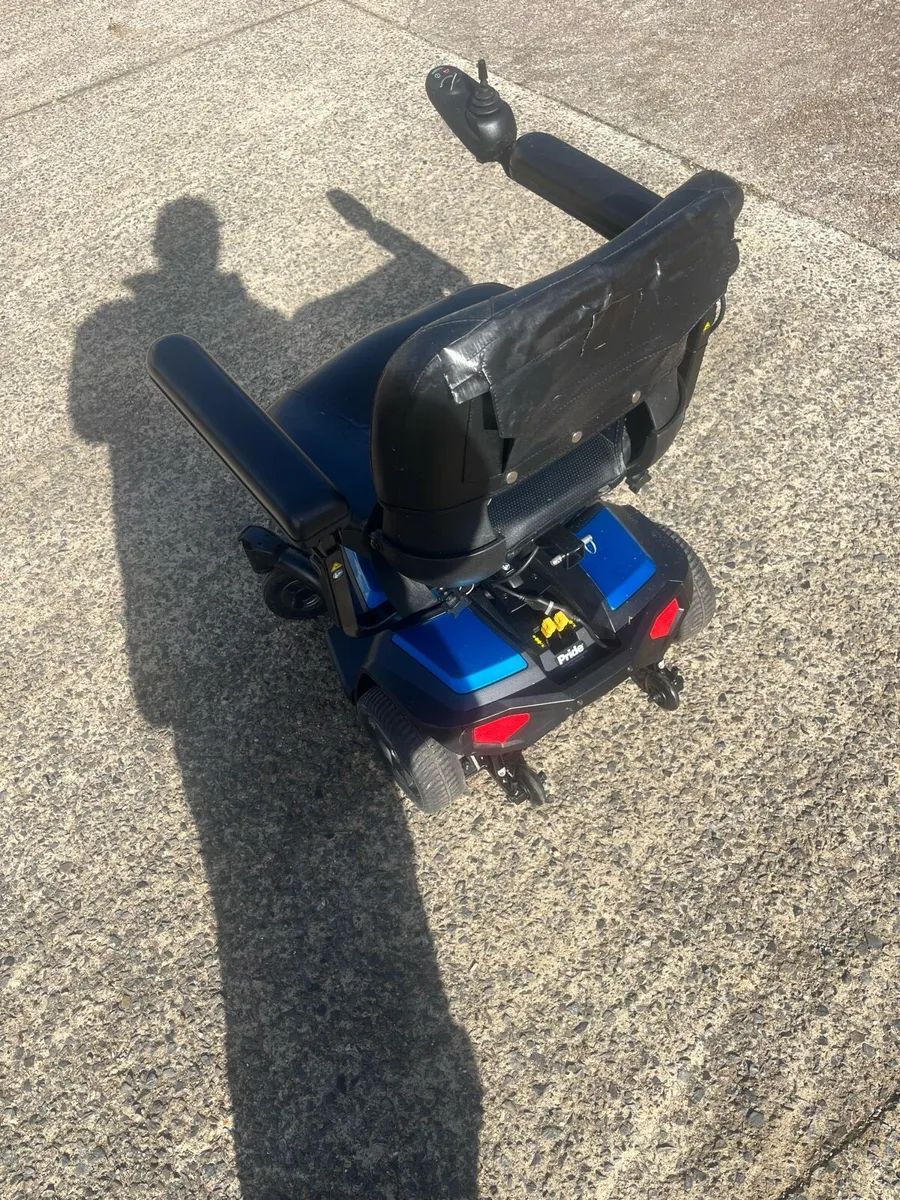Power chair - Image 4
