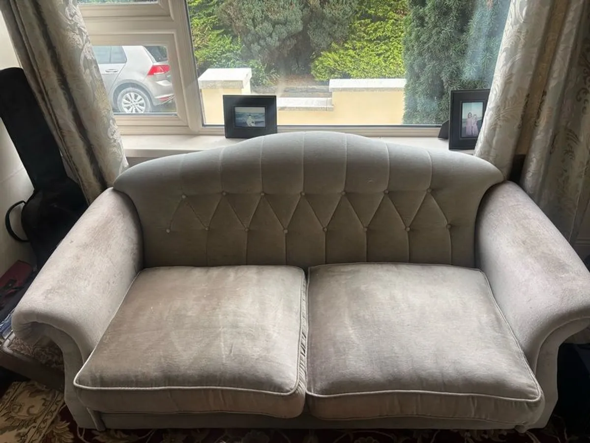 2 Seater Couch - Image 2