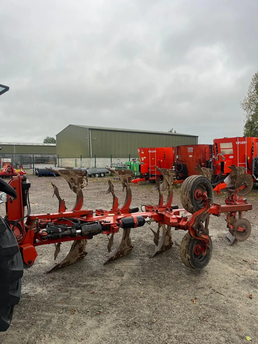 Farm Machinery - Image 4