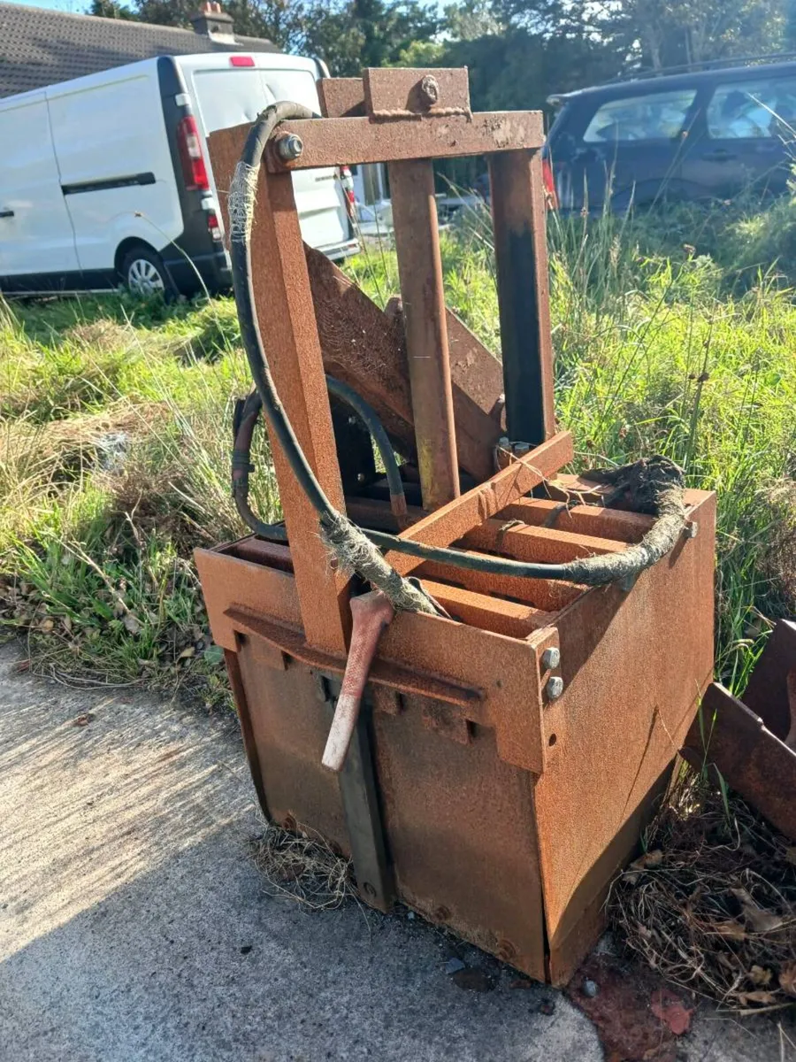 20 sod turf bucket - Image 1