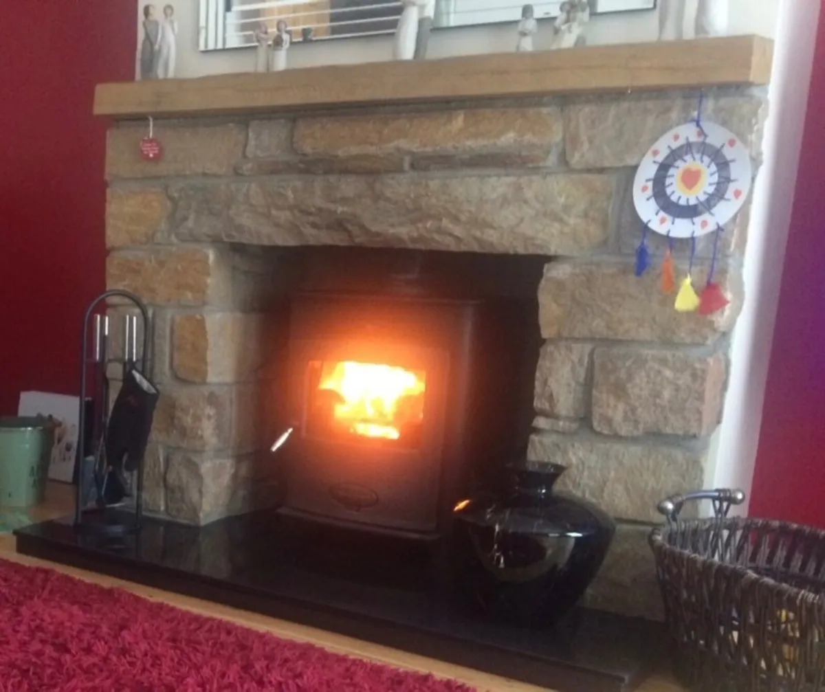 Stove with back boiler - Image 3