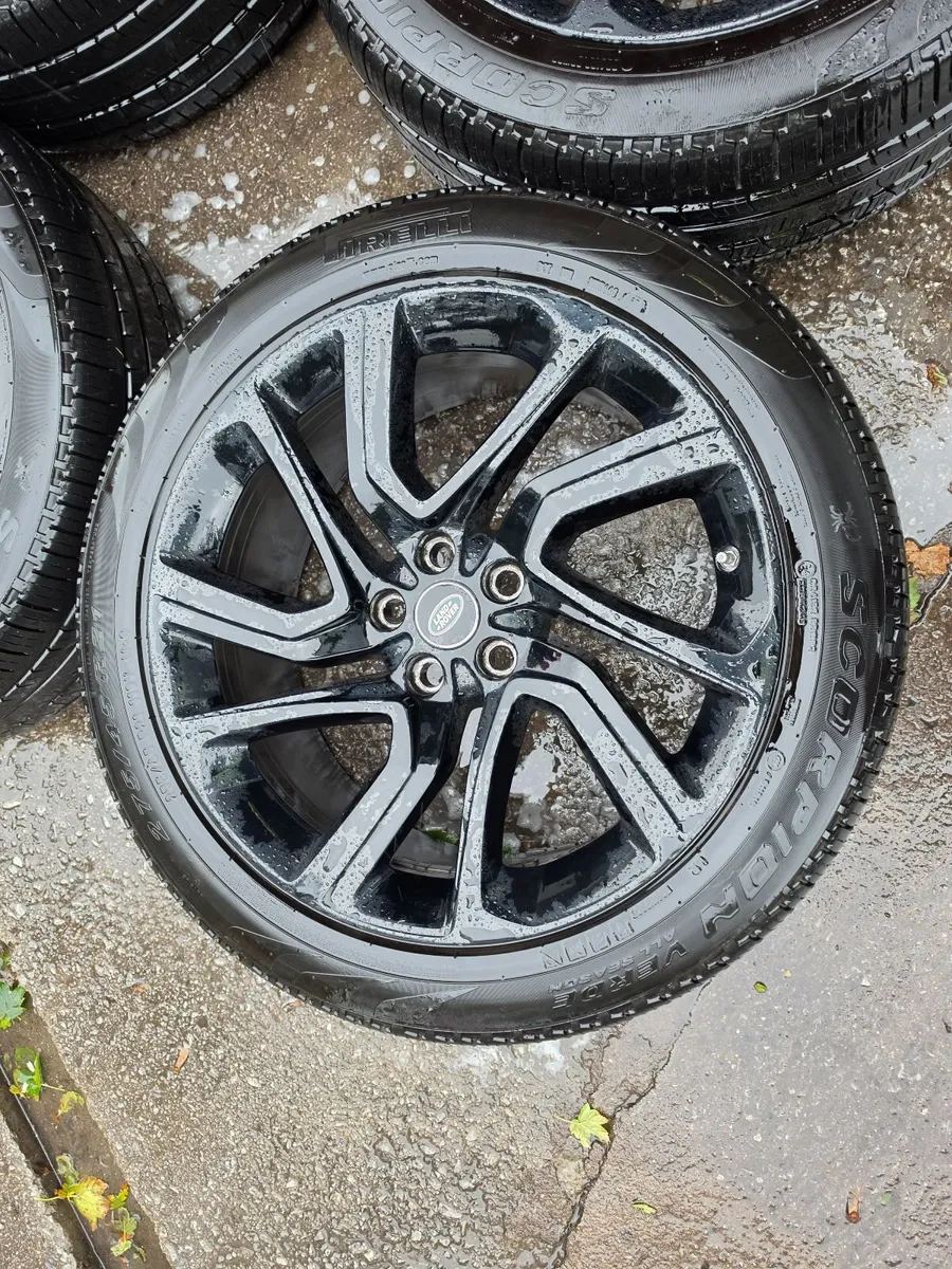 Range Rover Sport R21 Genuine Alloys - Image 3