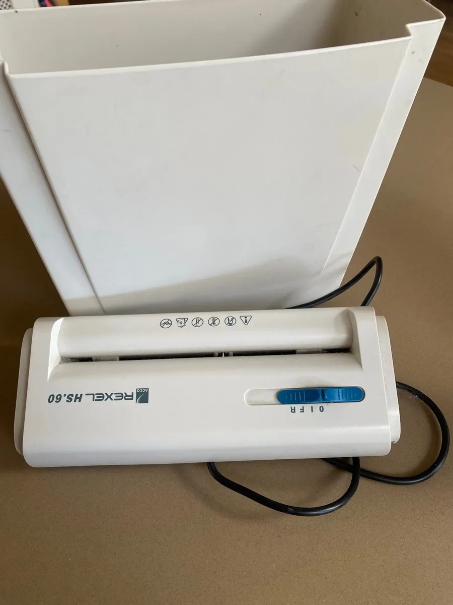 Paper Shredder - Image 2