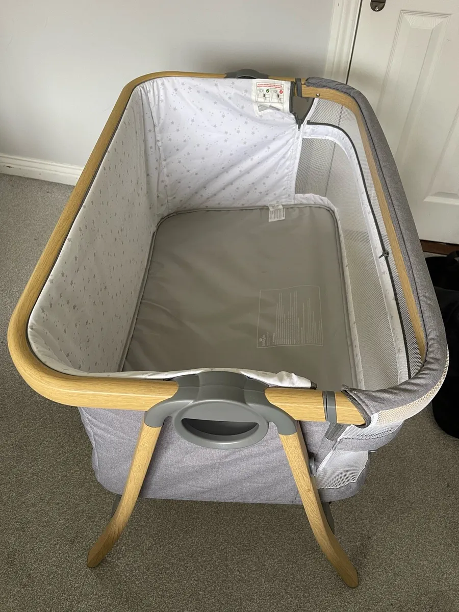 Next To Me Baby Crib - Image 1