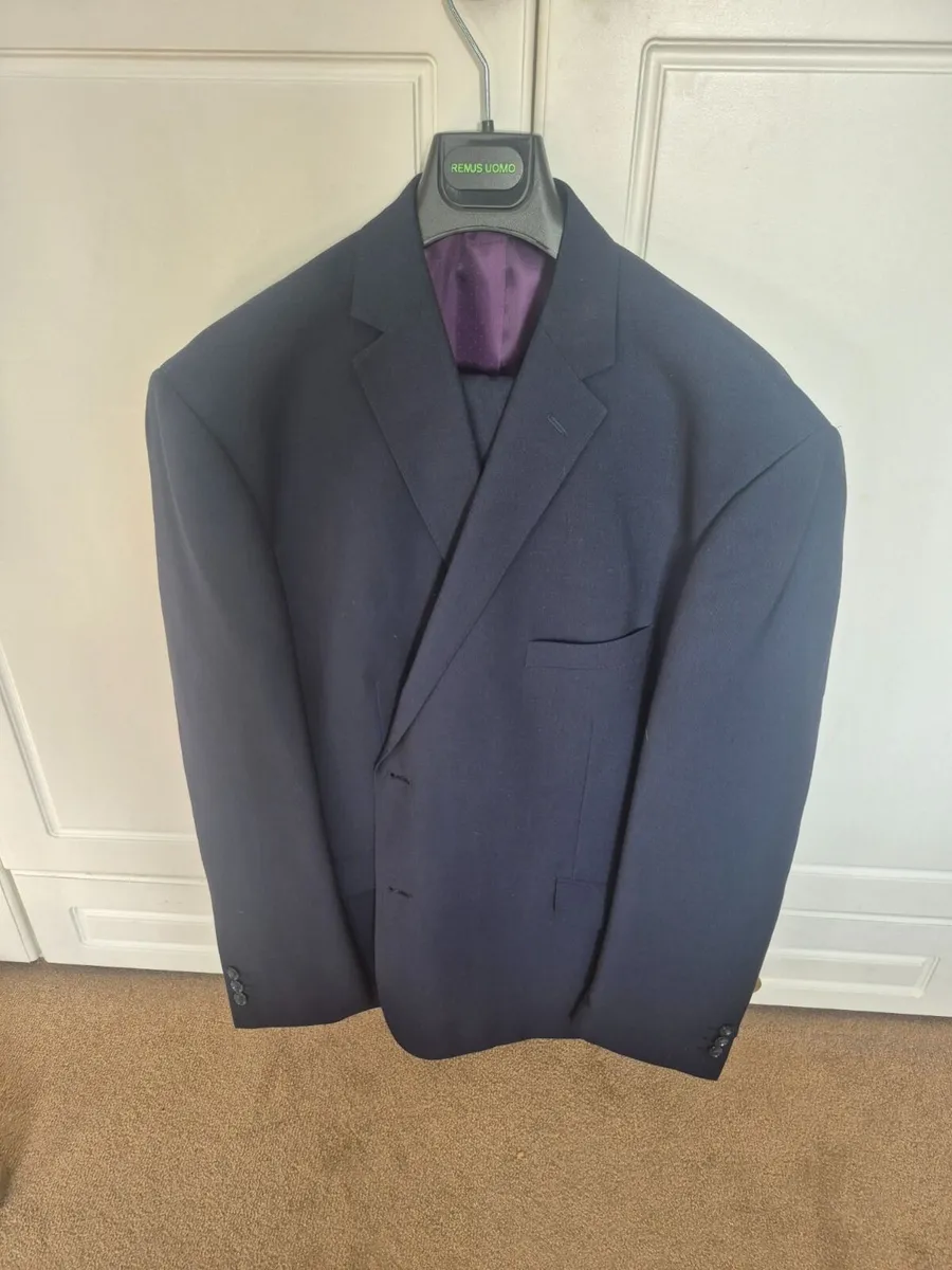 Mans Suit - Image 2