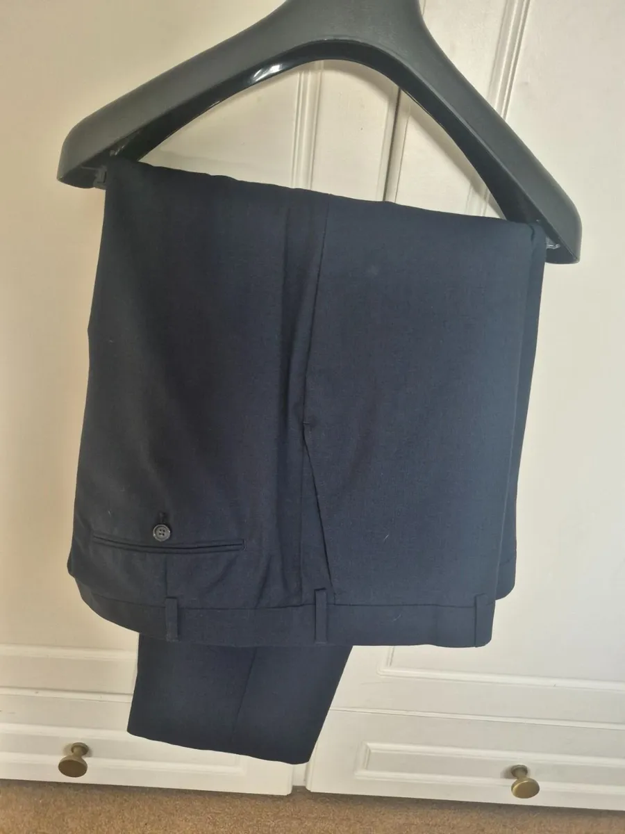Mans Suit - Image 4