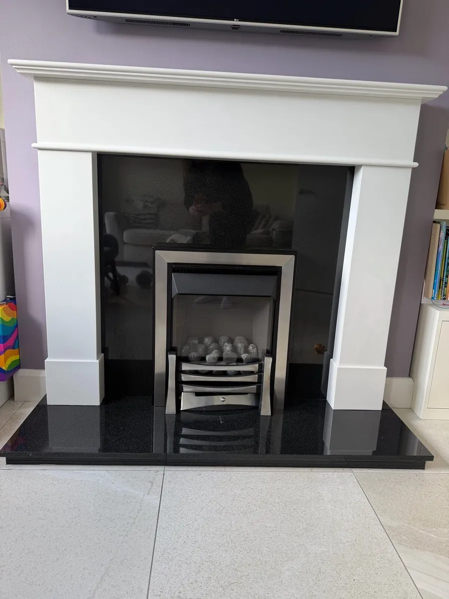 Marble fireplace and gas fire - Image 2