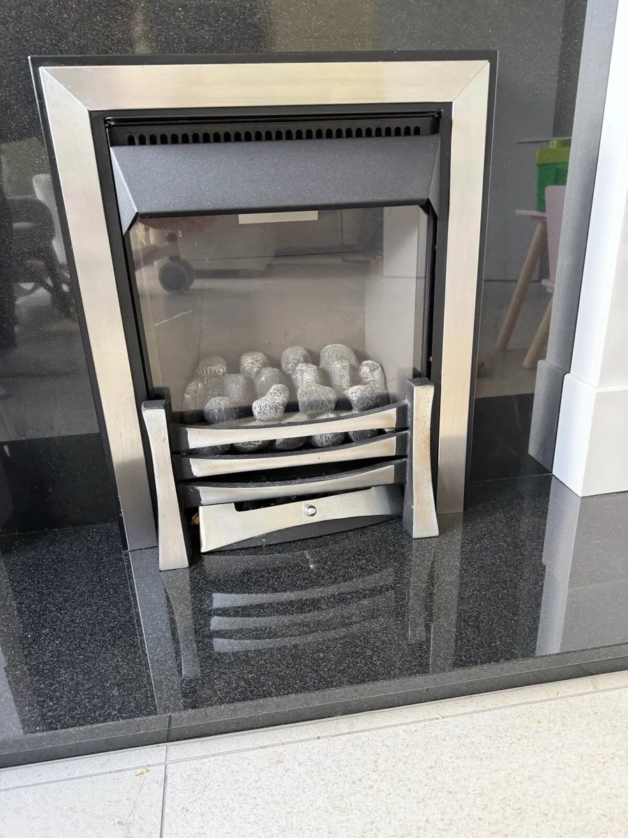 Marble fireplace and gas fire - Image 3