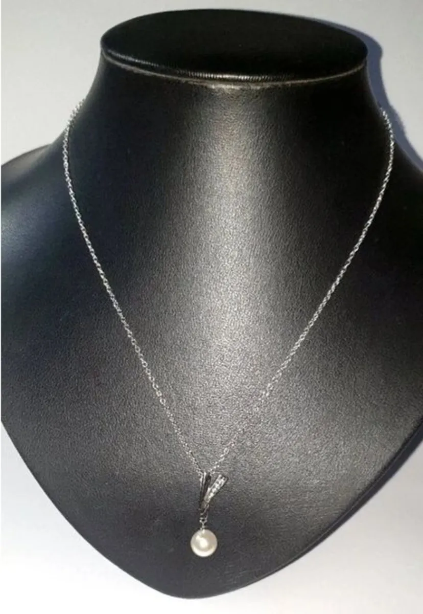 Vintage Hallmarked Silver Pearl & White Topaz - Image 3