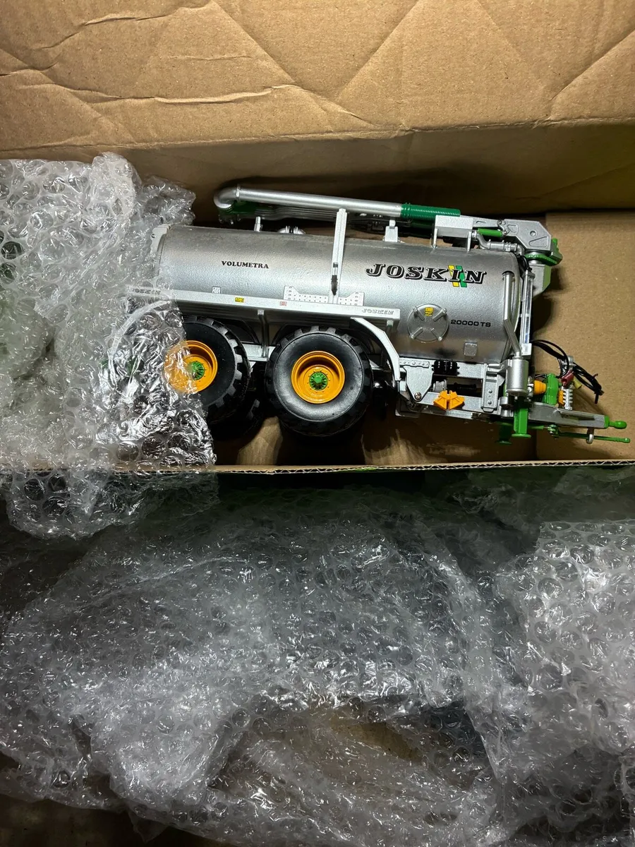 1:32 scale models - Image 2