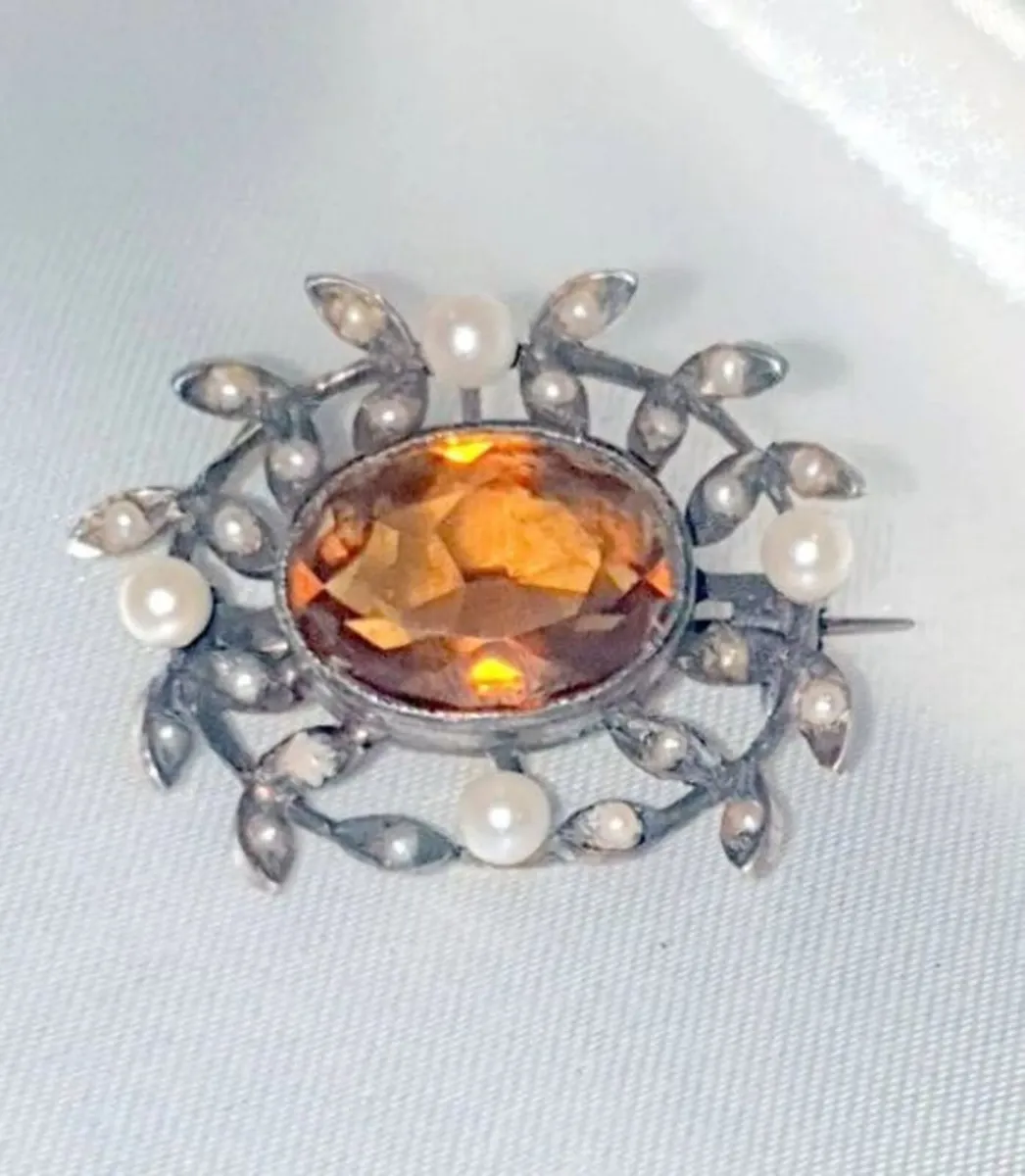 Continental Silver Citrine/Seed Pearl Brooch - Image 1