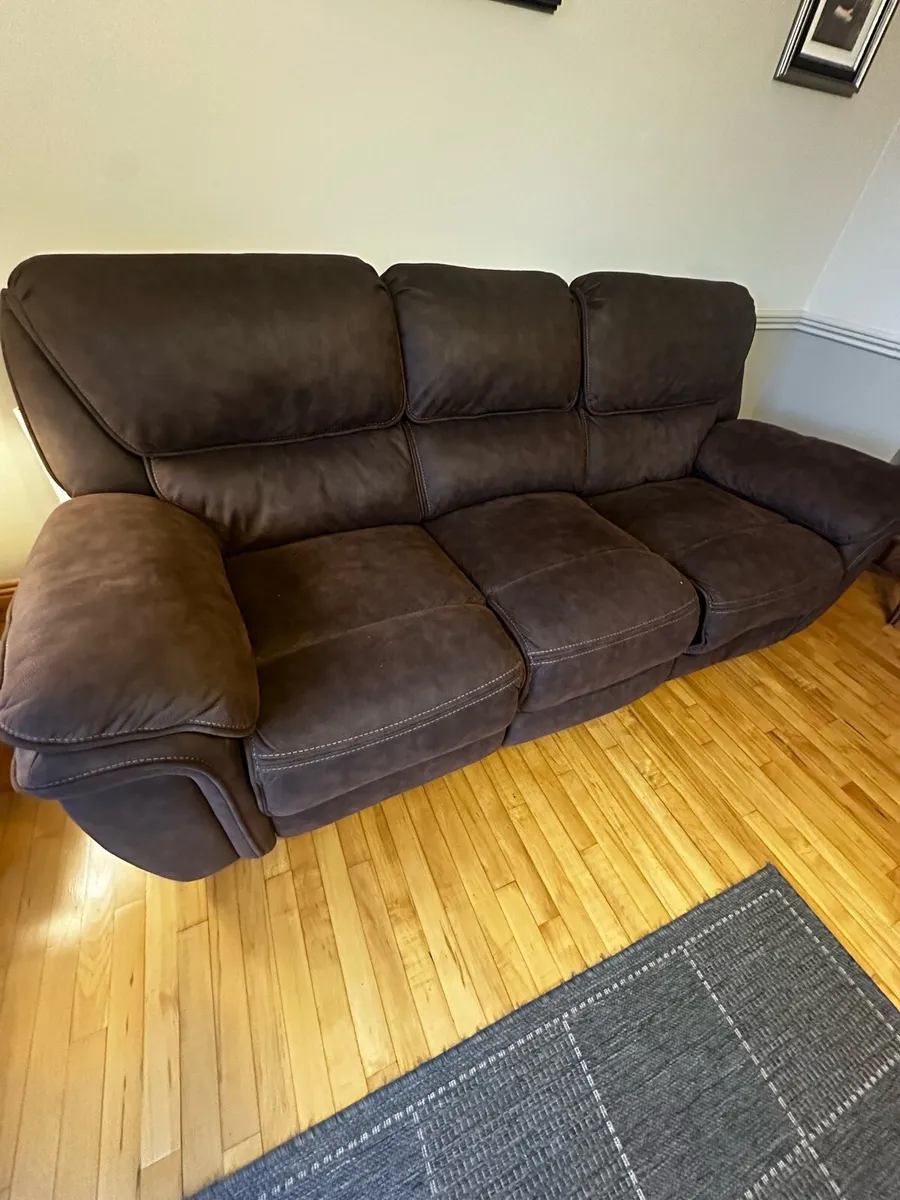 Couch recliner - Image 1