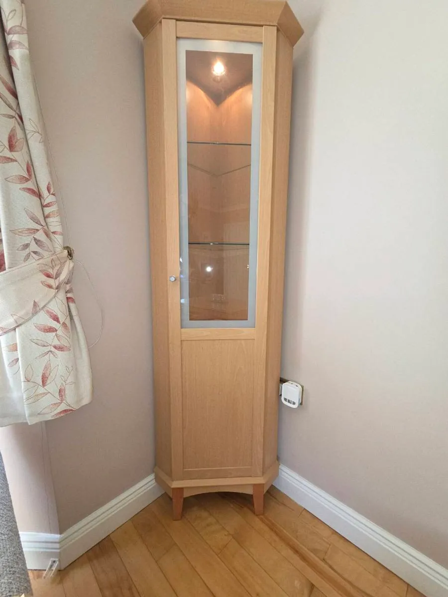 Display Cabinet (cornor) - Image 2