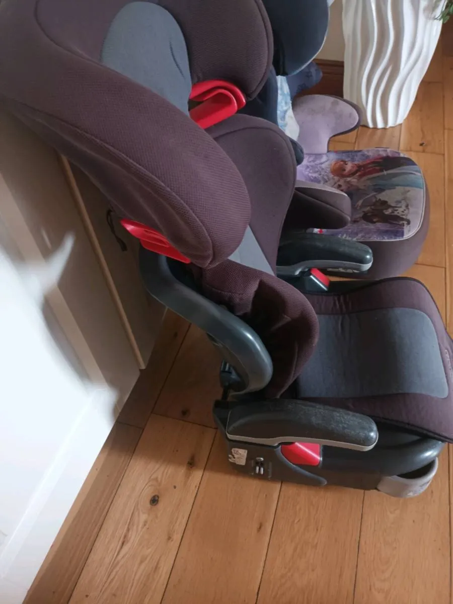 Car seat 9 - Image 4