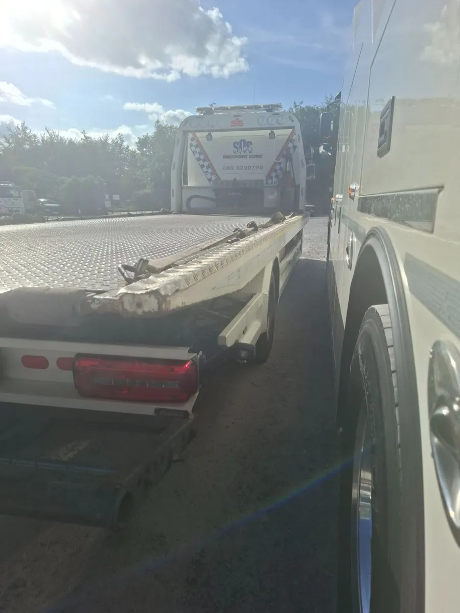 DAF LF Tilt and Slide - Image 4