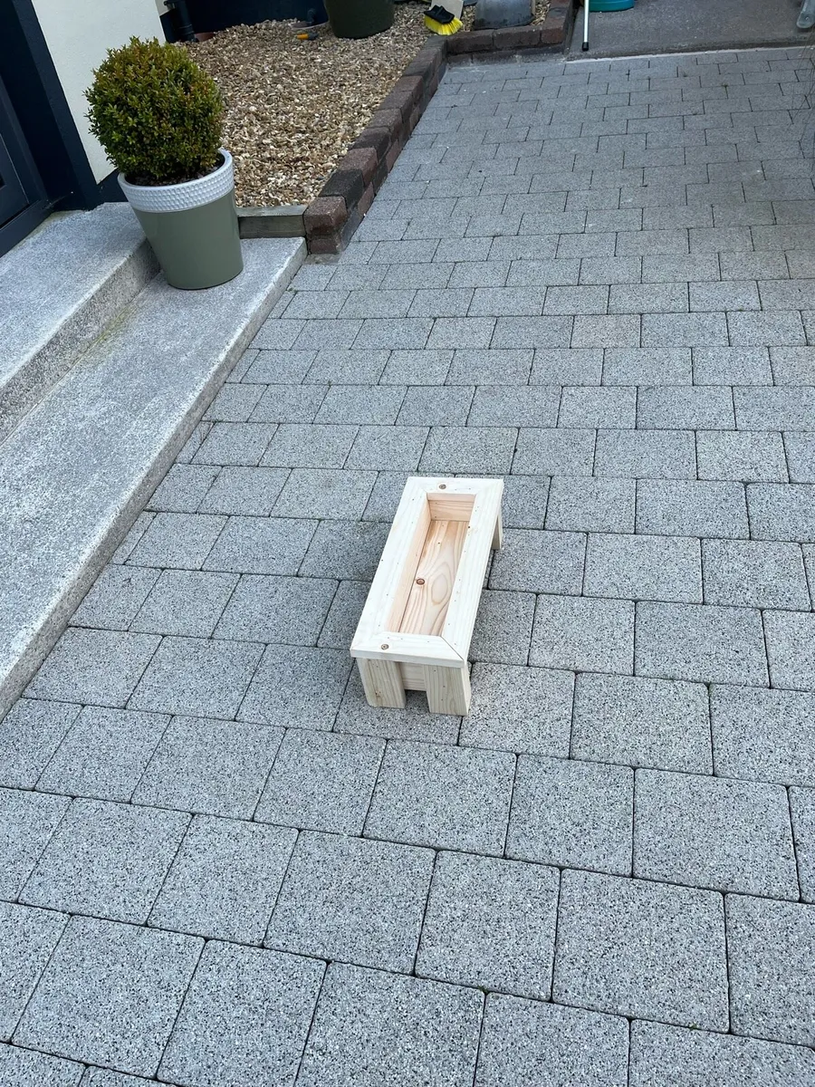 3 Handmade wooden planters - Image 4