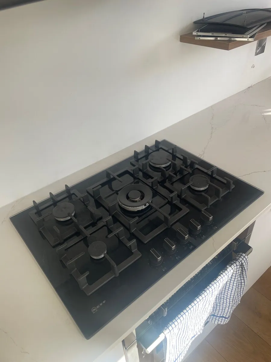 Nef gas hob 5 ring - Image 1