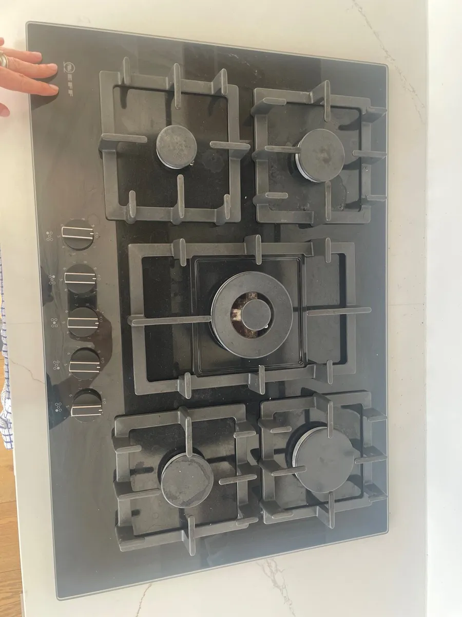 Nef gas hob 5 ring - Image 3