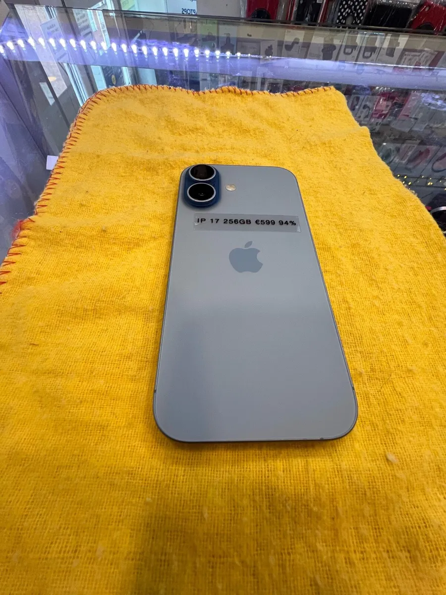 iPhone 17 256GB Unlocked - Image 1