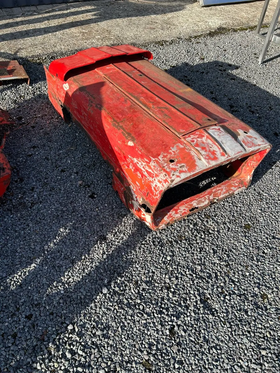 Tractor parts - Image 2