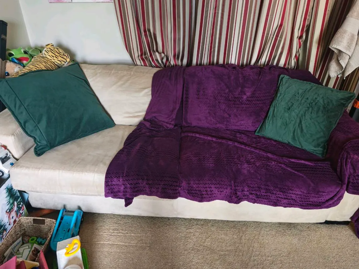 Cream Sofa - Image 3