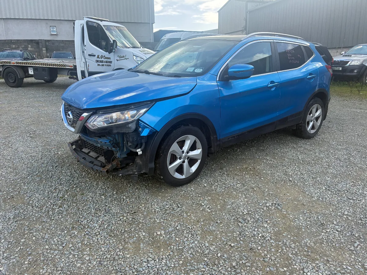 Nissan Qashqai 2019 light damage 1.0 petrol - Image 1