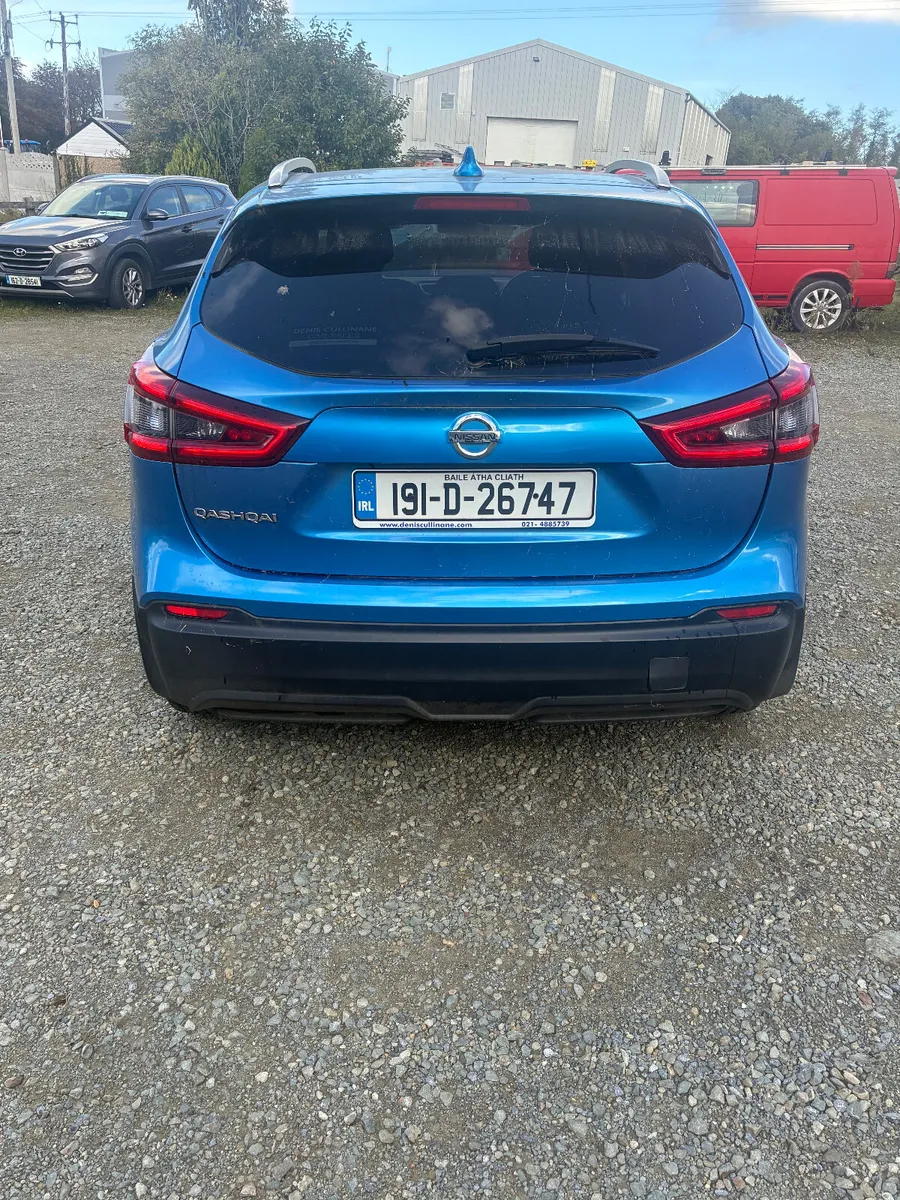 Nissan Qashqai 2019 light damage 1.0 petrol - Image 4